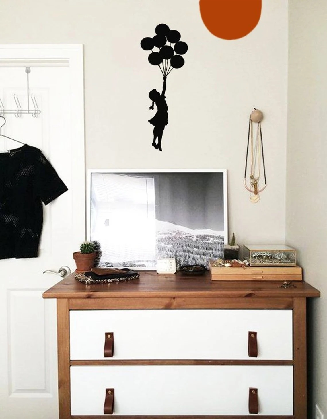 Wandtattoo - Mädchen mit Luftballons / Mittel