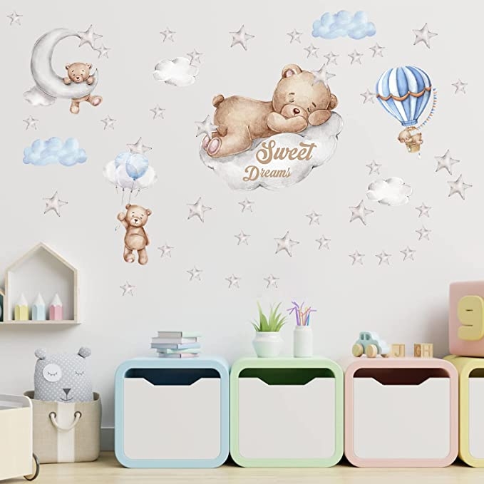 Wandtattoo - Schlafender Bär auf Mond und Wolke